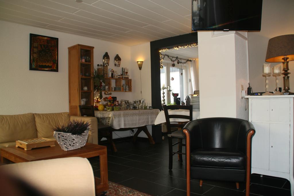 Bed And Breakfast Casimir วินเทอร์แบร์ก ภายนอก รูปภาพ